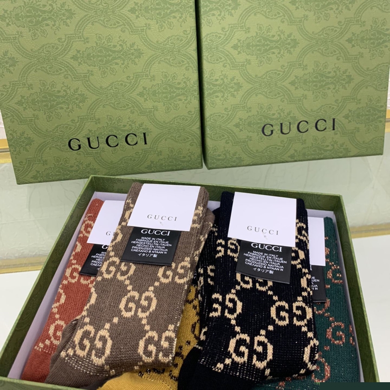 G*u*i socks